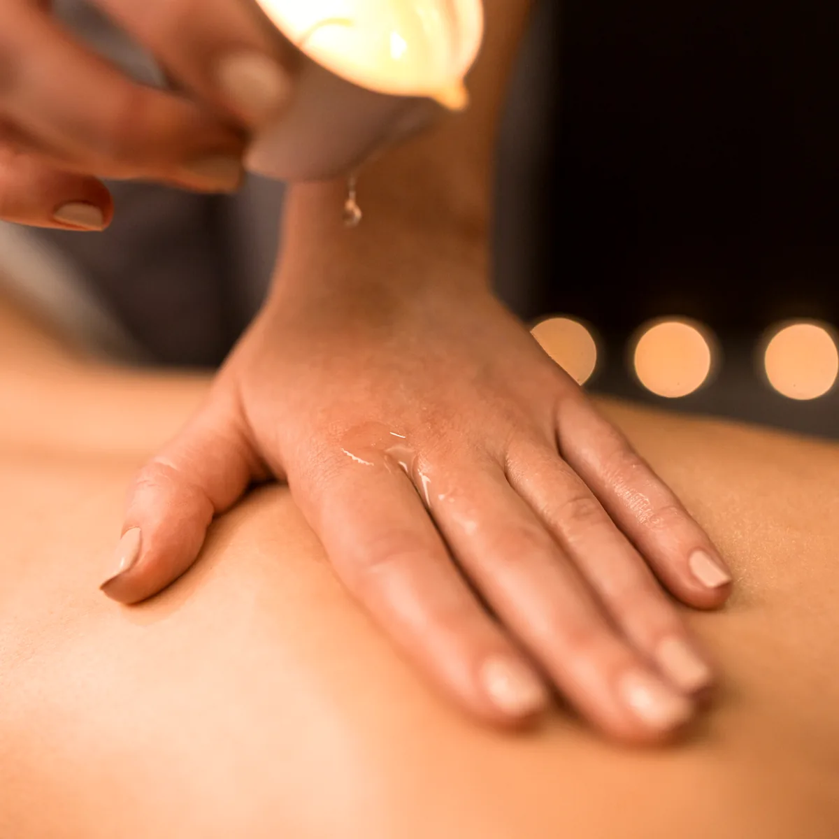 Therapeutic oil massage for pain management at Divine Holistic Health Retreat Haridwar